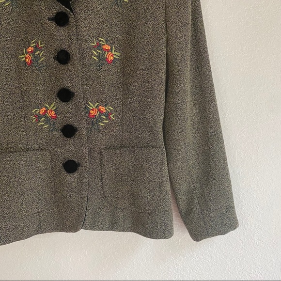 VINTAGE KENZO embroidered floral velvet blazer S 4 - Picture 11 of 15